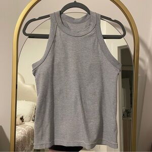 Athleta Gray Fitted Sleeveless Tank Top